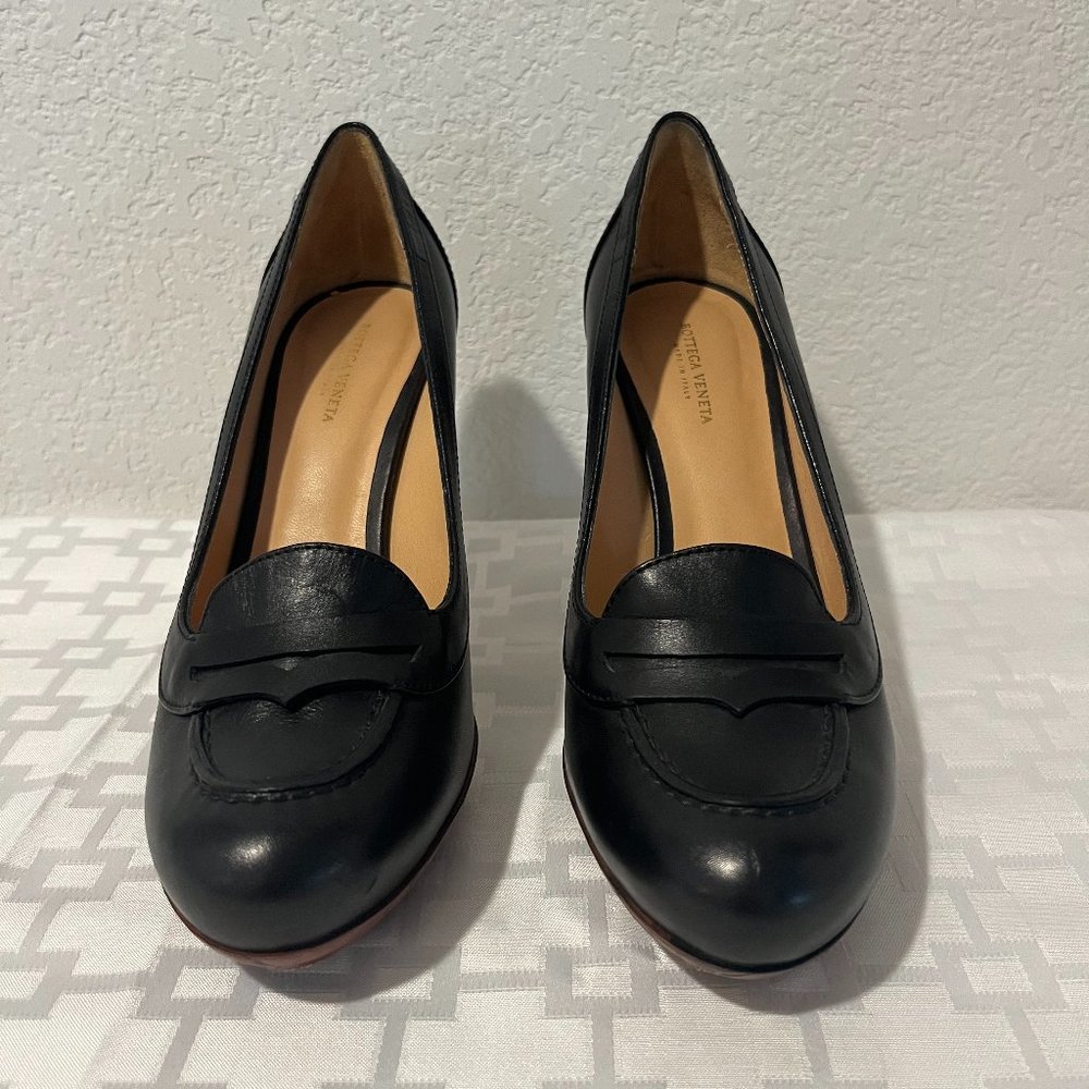 Bottega Veneta Black Genuine Leather Women's Shoe